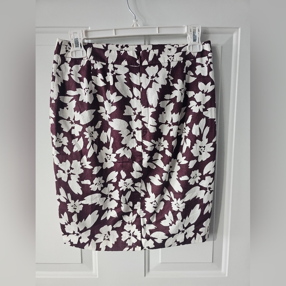 Loft skirt - Picture 2 of 4